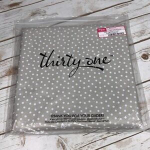 Thirty-One Wall Together Pinboard